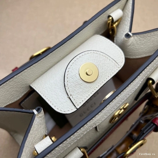 First bag ru mini Gucci bag tote Diana 0817